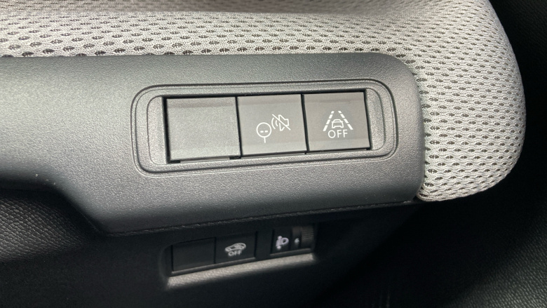 Citroen C3 83kW Plus 44kWh 5dr Auto Electric Hatchback